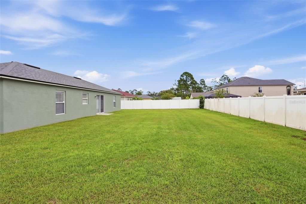 For Sale: $260,000 (3 beds, 2 baths, 1352 Square Feet)