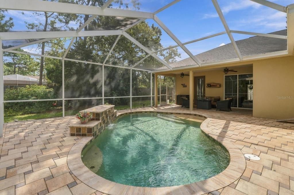 For Sale: $369,000 (3 beds, 2 baths, 1877 Square Feet)