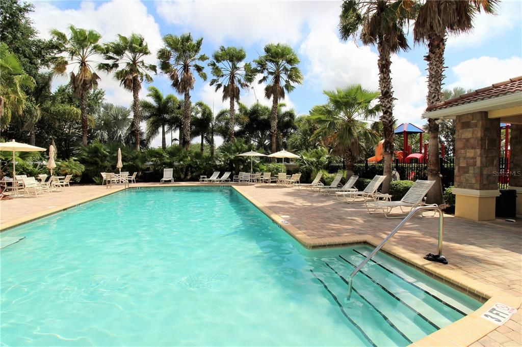 For Rent: $2,000 (3 beds, 2 baths, 1252 Square Feet)