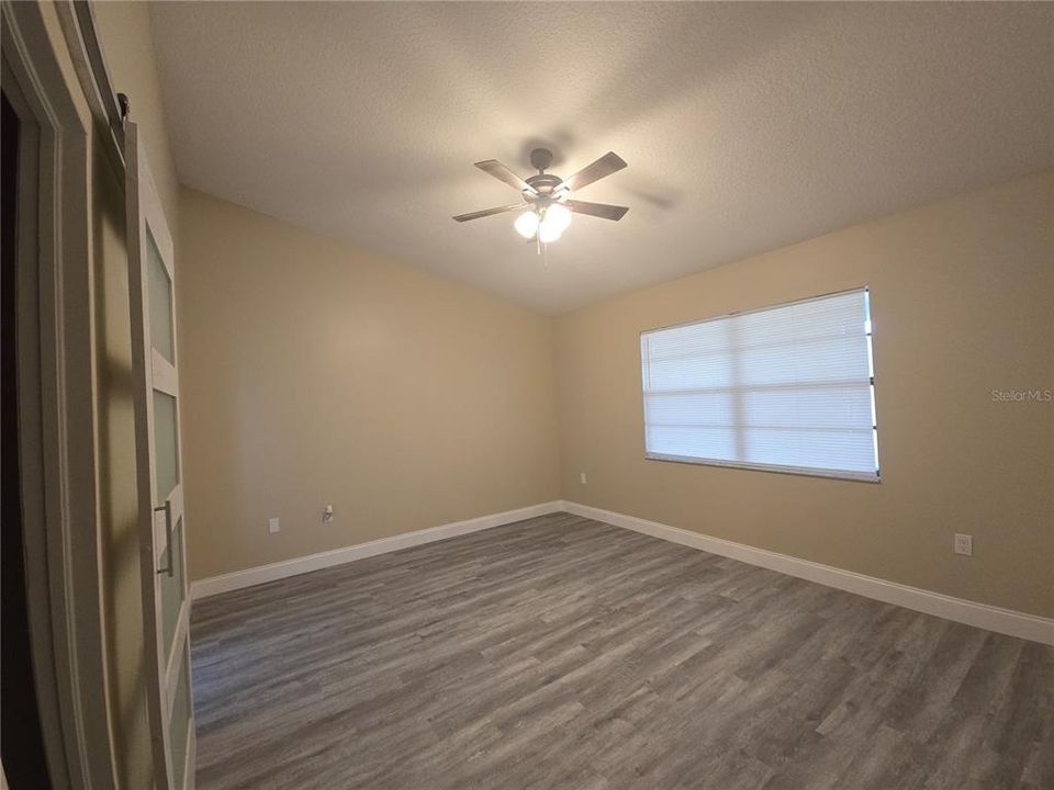 For Sale: $359,900 (3 beds, 2 baths, 1562 Square Feet)
