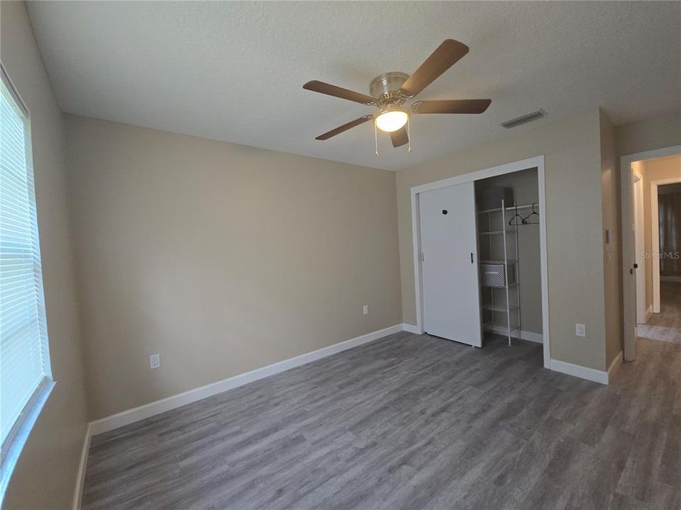 For Sale: $359,900 (3 beds, 2 baths, 1562 Square Feet)