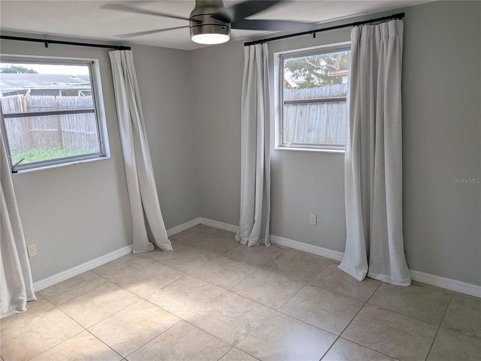 For Rent: $1,600 (2 beds, 2 baths, 1310 Square Feet)