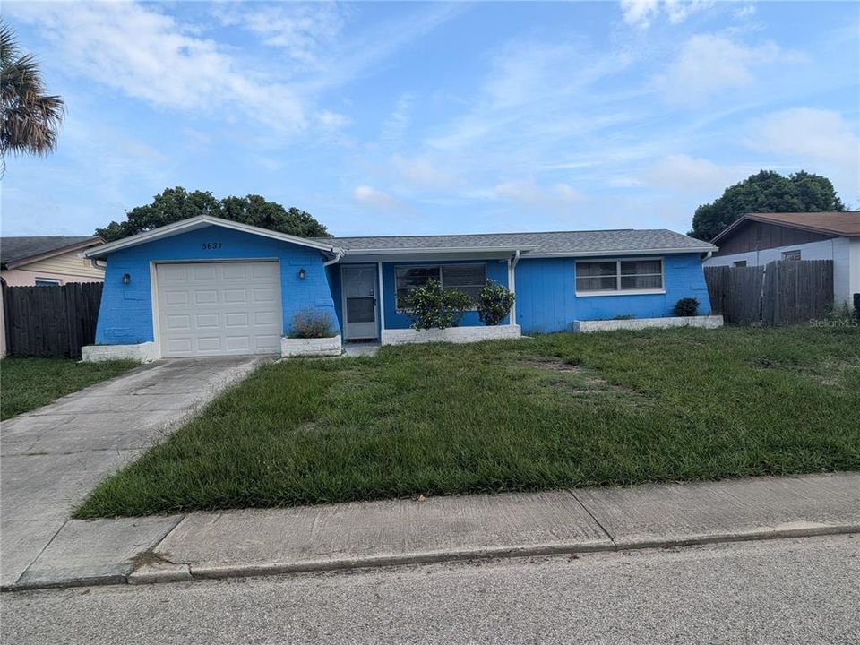 For Rent: $1,600 (2 beds, 2 baths, 1310 Square Feet)