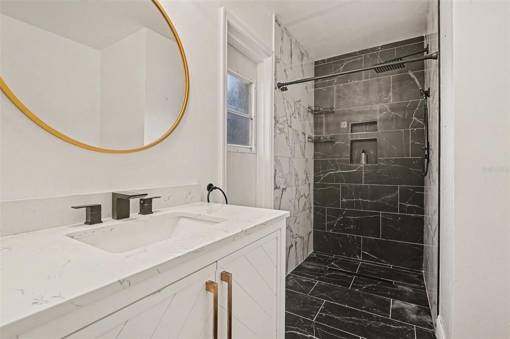For Sale: $450,000 (3 beds, 2 baths, 1702 Square Feet)