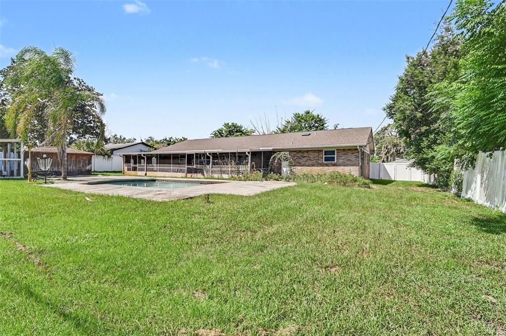 For Sale: $450,000 (3 beds, 2 baths, 1702 Square Feet)