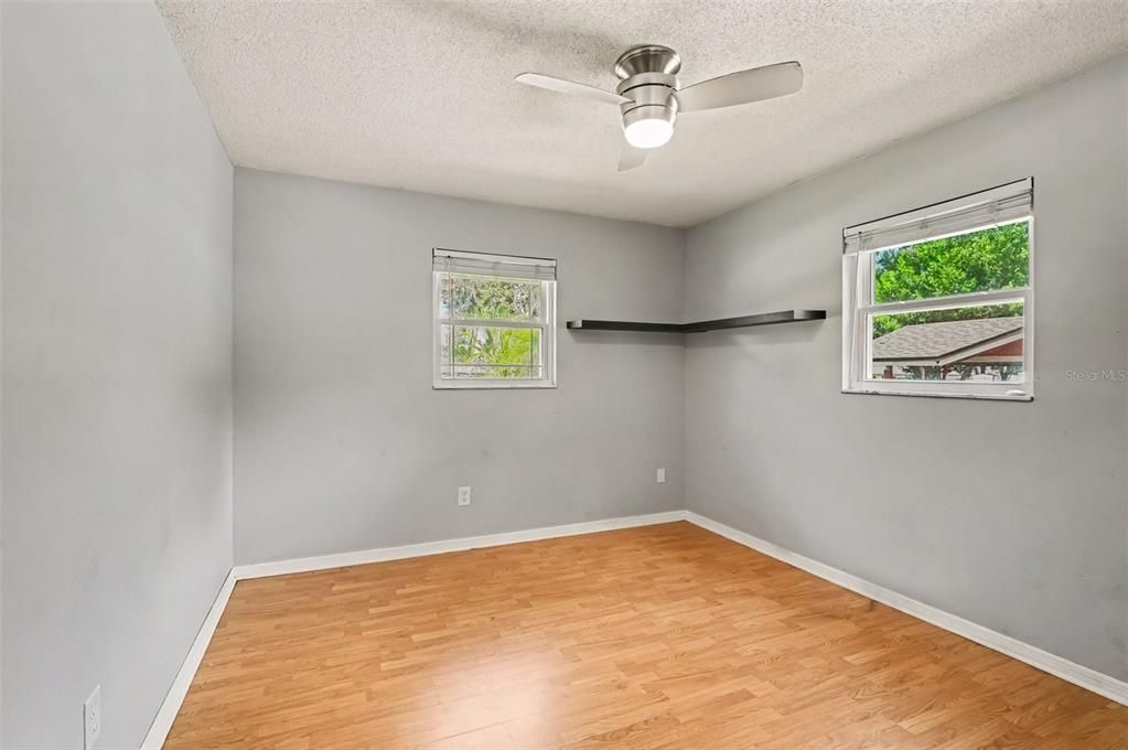 For Sale: $450,000 (3 beds, 2 baths, 1702 Square Feet)