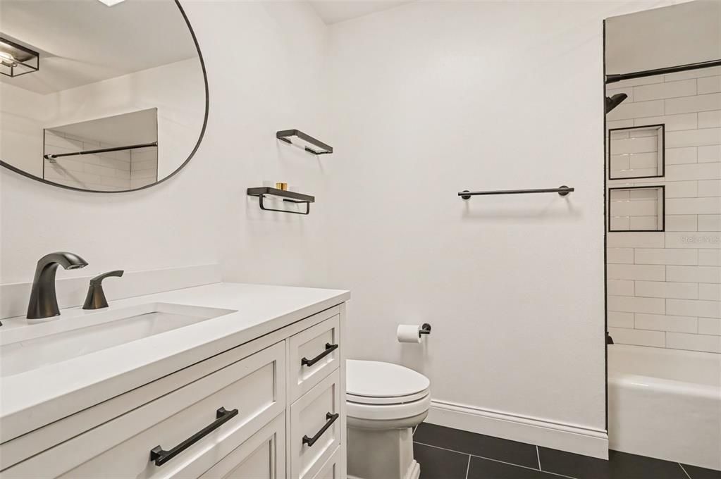 For Sale: $450,000 (3 beds, 2 baths, 1702 Square Feet)