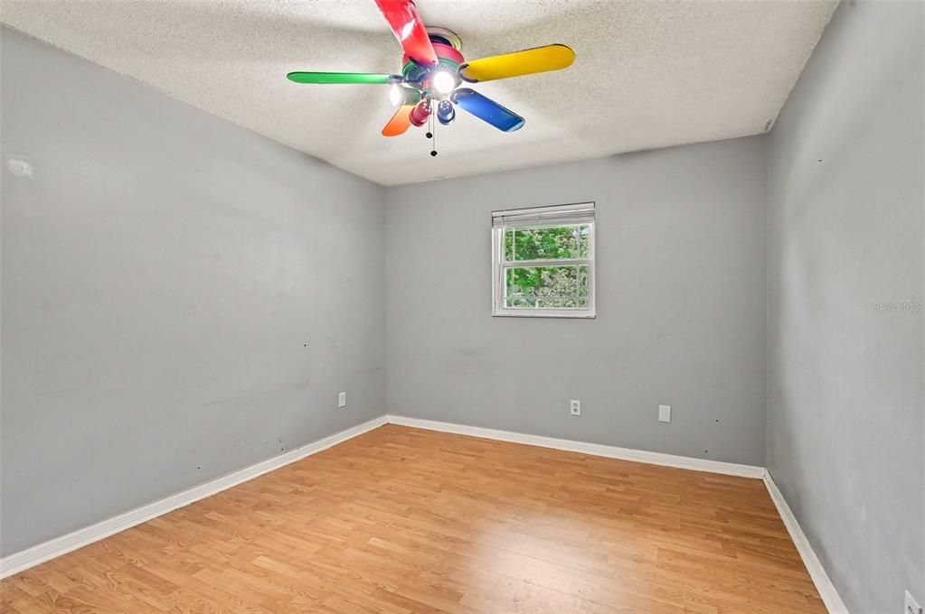 For Sale: $450,000 (3 beds, 2 baths, 1702 Square Feet)