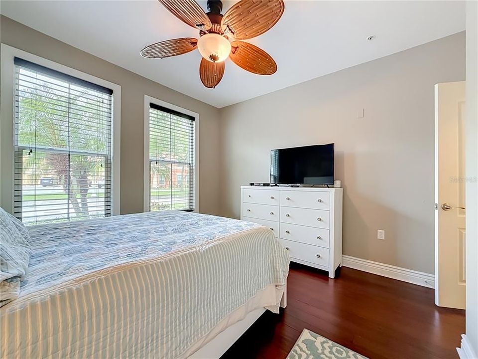 For Sale: $379,000 (3 beds, 2 baths, 1480 Square Feet)