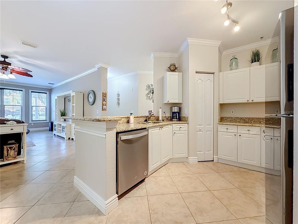 For Sale: $379,000 (3 beds, 2 baths, 1480 Square Feet)