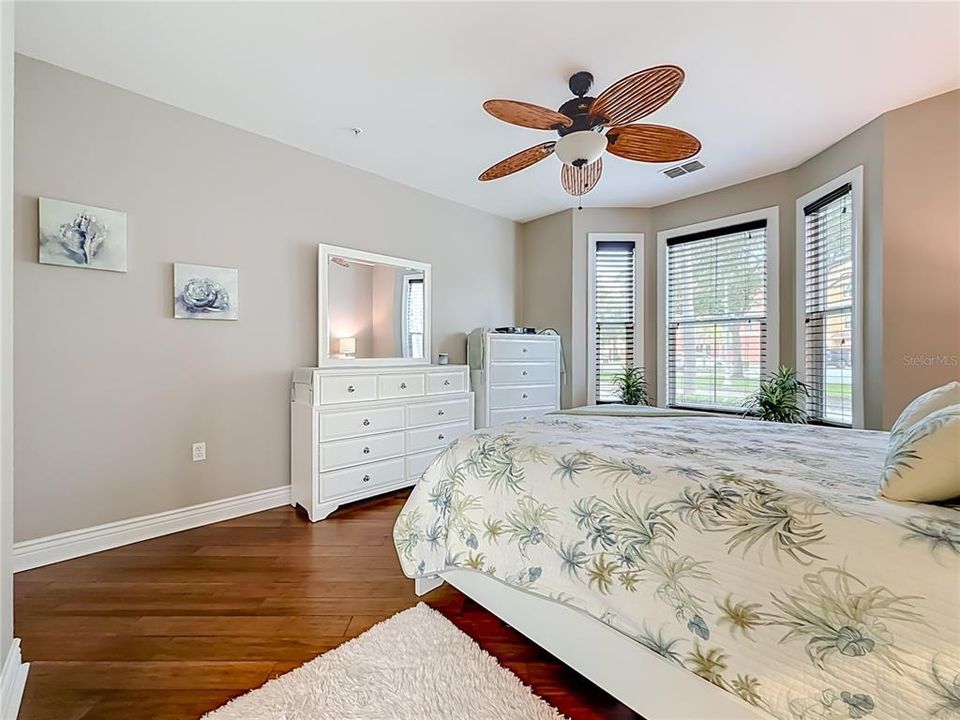 For Sale: $379,000 (3 beds, 2 baths, 1480 Square Feet)