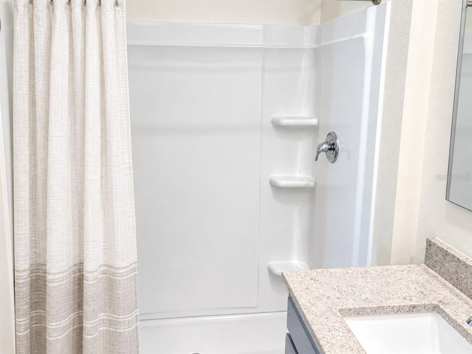 For Rent: $2,200 (4 beds, 2 baths, 1688 Square Feet)