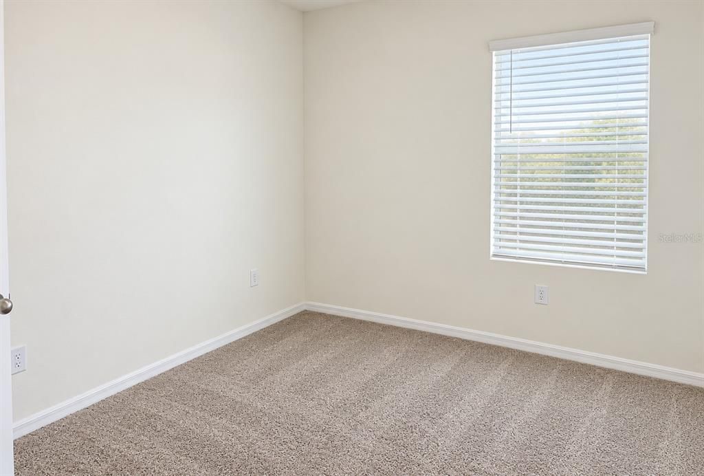 For Rent: $2,200 (4 beds, 2 baths, 1688 Square Feet)