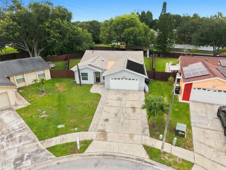 En Venta: $569,900 (4 camas, 2 baños, 1968 Pies cuadrados)