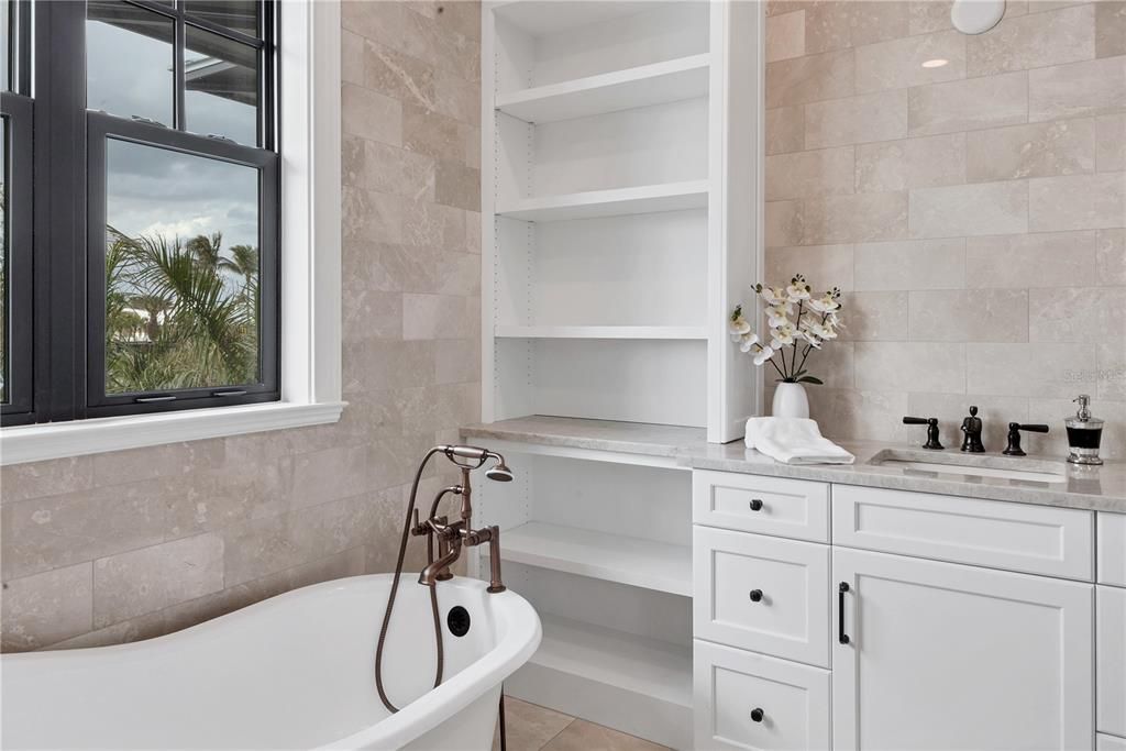 For Sale: $4,850,000 (4 beds, 4 baths, 2972 Square Feet)