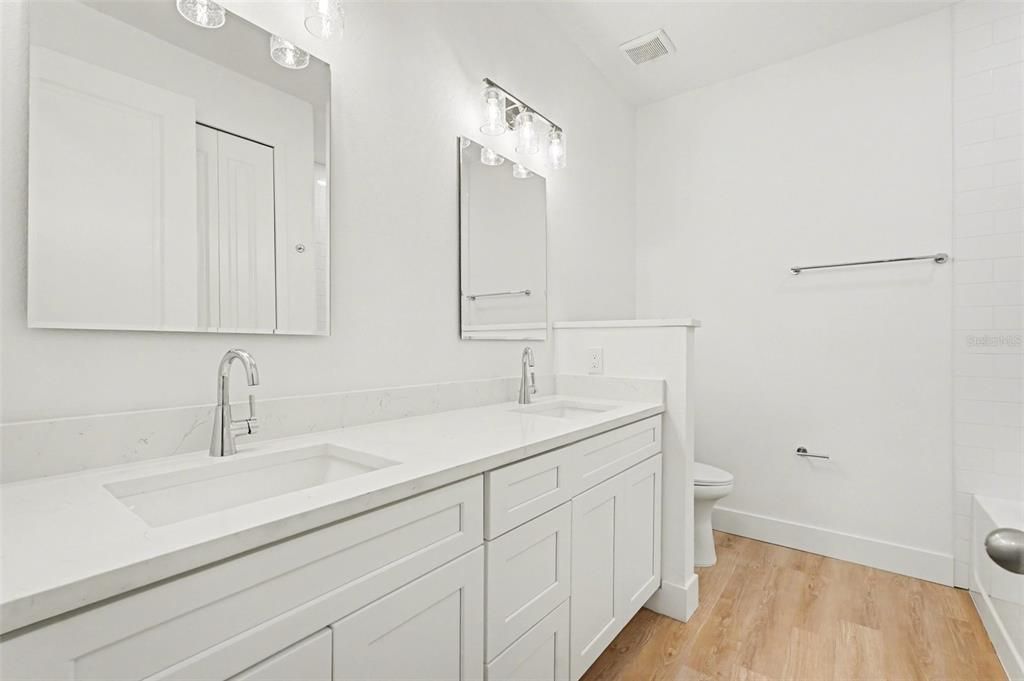 For Sale: $348,000 (4 beds, 2 baths, 2171 Square Feet)