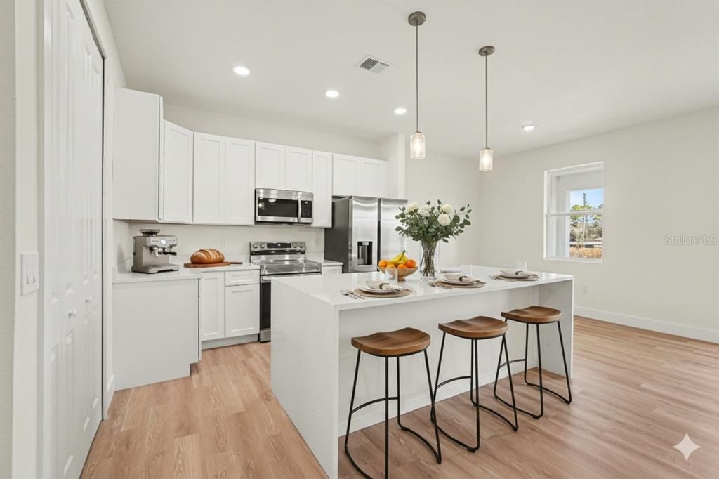 For Sale: $348,000 (4 beds, 2 baths, 2171 Square Feet)