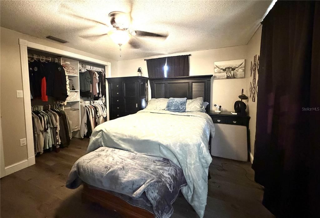 For Sale: $209,000 (3 beds, 1 baths, 1209 Square Feet)