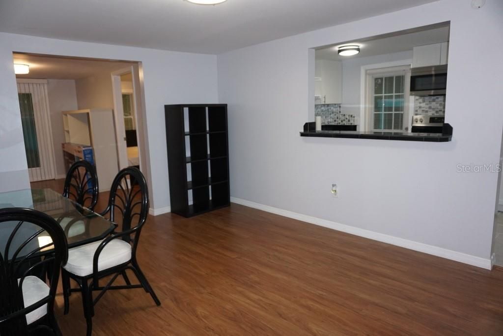 For Rent: $2,700 (4 beds, 2 baths, 1400 Square Feet)