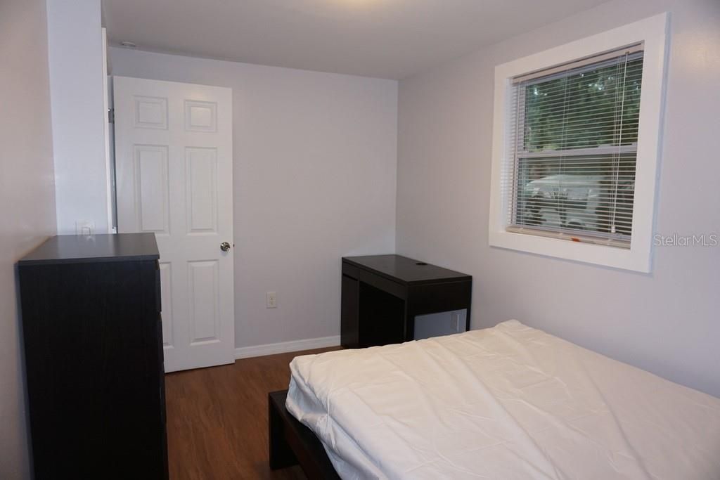 For Rent: $2,700 (4 beds, 2 baths, 1400 Square Feet)