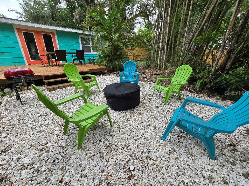 For Rent: $2,700 (4 beds, 2 baths, 1400 Square Feet)