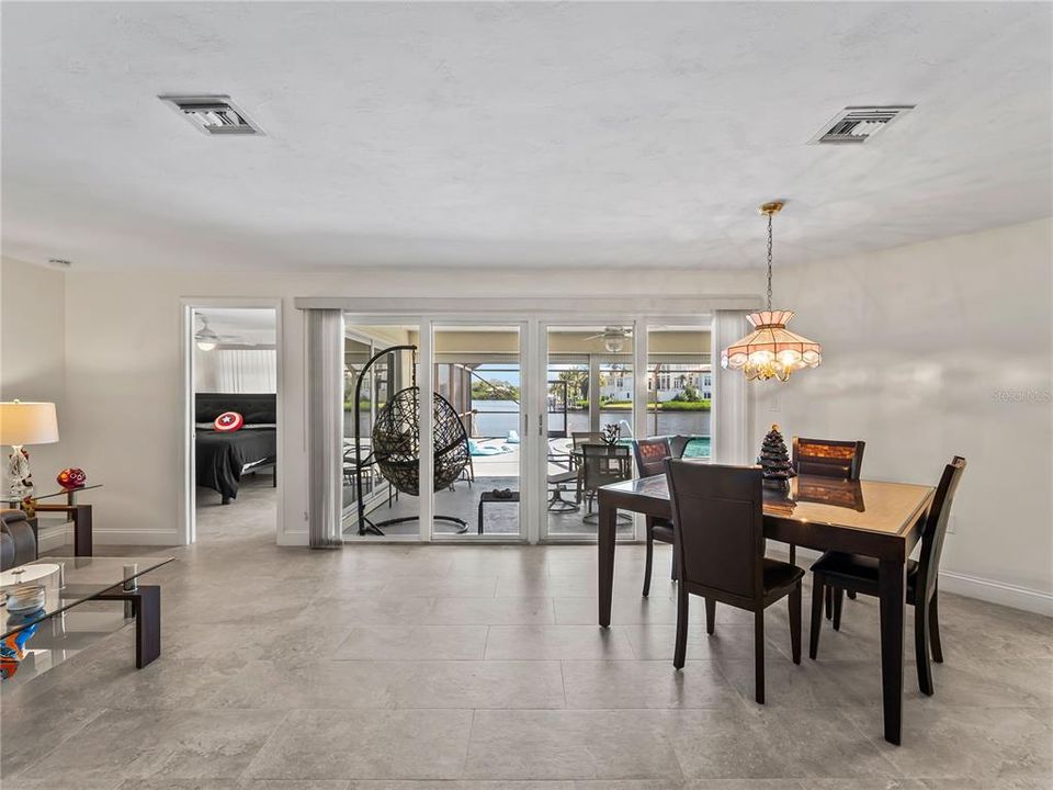 En Venta: $1,595,000 (3 camas, 2 baños, 1892 Pies cuadrados)