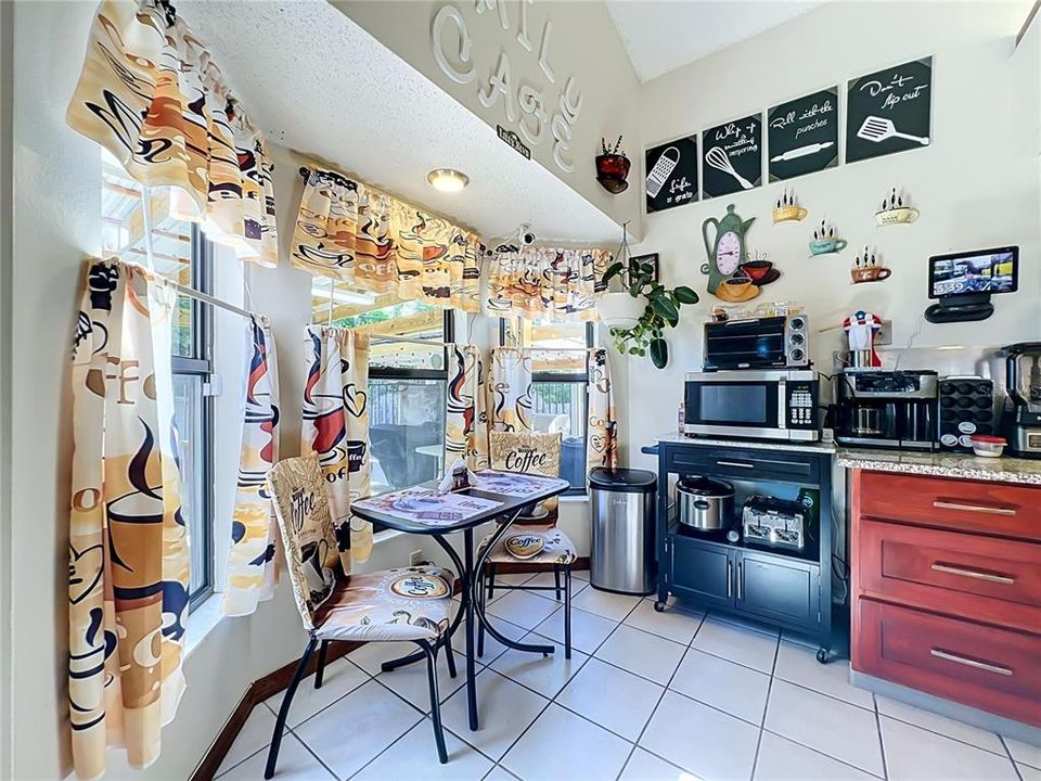 For Sale: $415,000 (3 beds, 2 baths, 1930 Square Feet)