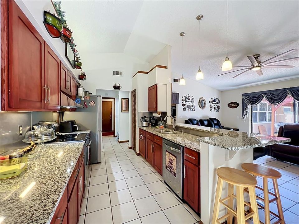 For Sale: $415,000 (3 beds, 2 baths, 1930 Square Feet)