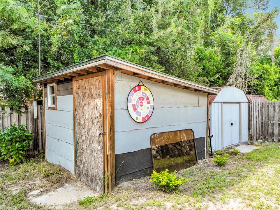 For Sale: $415,000 (3 beds, 2 baths, 1930 Square Feet)