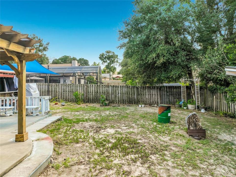 For Sale: $415,000 (3 beds, 2 baths, 1930 Square Feet)