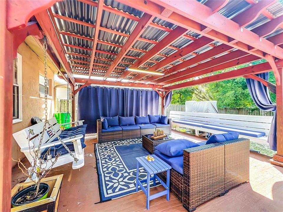 For Sale: $415,000 (3 beds, 2 baths, 1930 Square Feet)