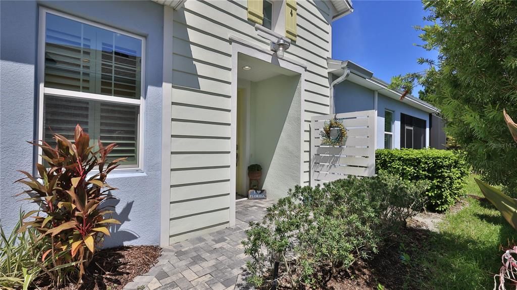 For Sale: $442,500 (2 beds, 2 baths, 1563 Square Feet)