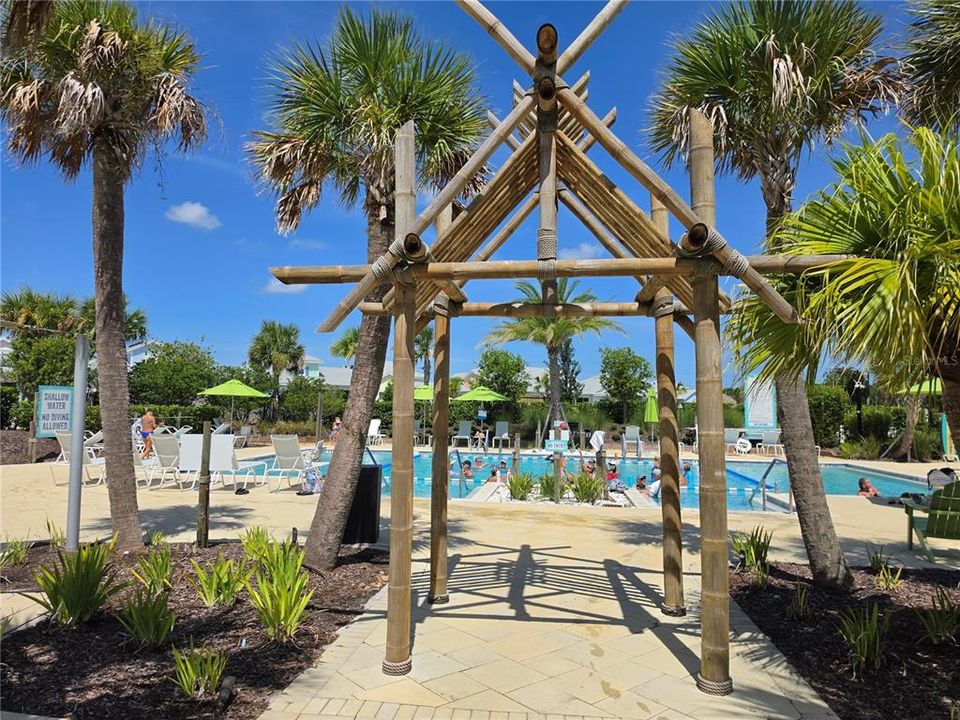 For Sale: $442,500 (2 beds, 2 baths, 1563 Square Feet)
