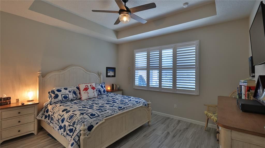 For Sale: $442,500 (2 beds, 2 baths, 1563 Square Feet)