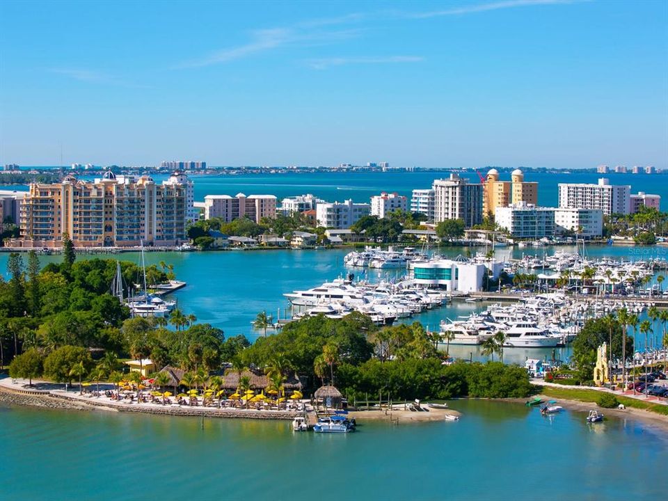 En Venta: $2,495,000 (0.31 acres)