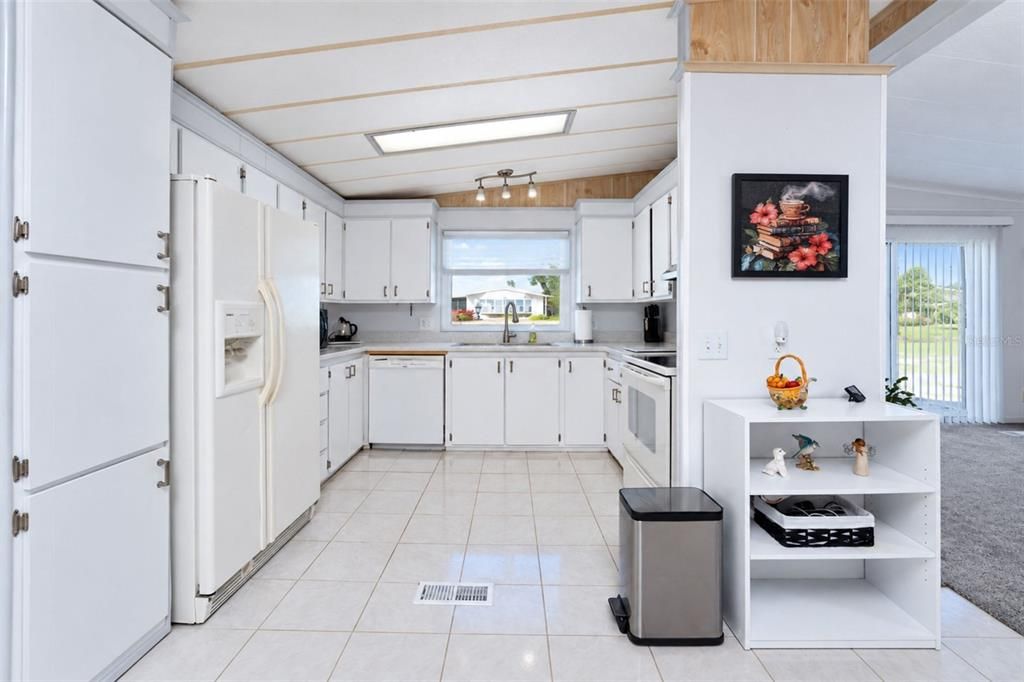 En Venta: $129,900 (2 camas, 2 baños, 1228 Pies cuadrados)