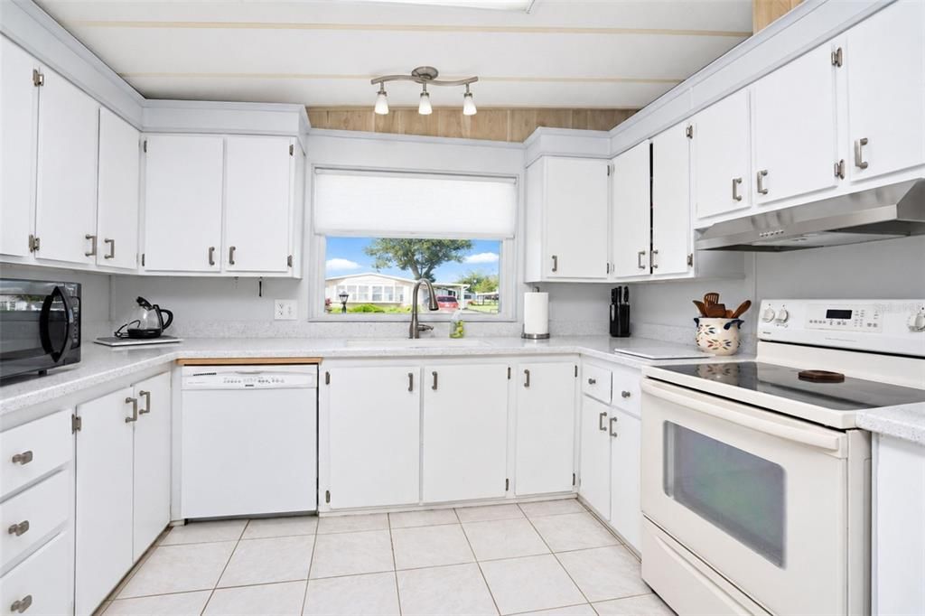 En Venta: $129,900 (2 camas, 2 baños, 1228 Pies cuadrados)