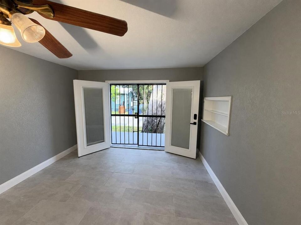 For Sale: $315,000 (3 beds, 2 baths, 1262 Square Feet)