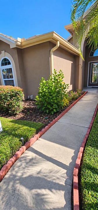 En Venta: $579,900 (3 camas, 2 baños, 1743 Pies cuadrados)