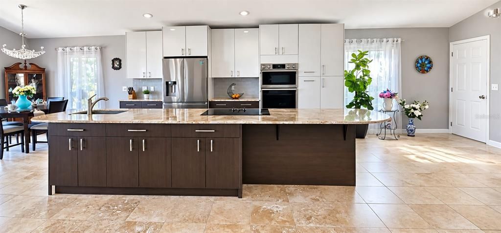 En Venta: $579,900 (3 camas, 2 baños, 1743 Pies cuadrados)