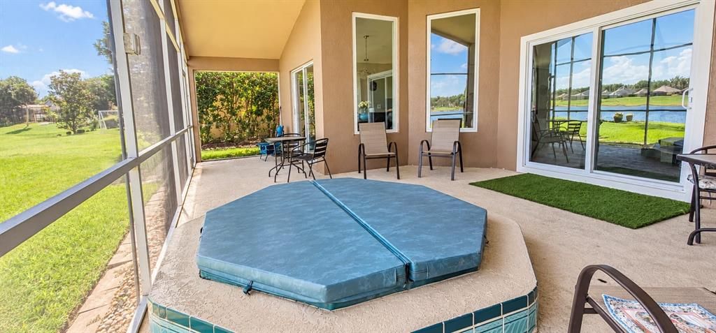 En Venta: $579,900 (3 camas, 2 baños, 1743 Pies cuadrados)