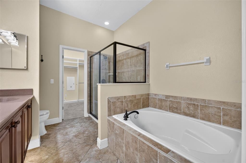For Sale: $599,000 (3 beds, 3 baths, 2268 Square Feet)