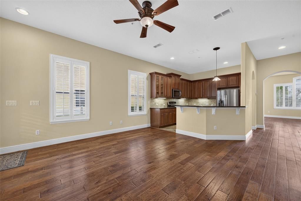 For Sale: $599,000 (3 beds, 3 baths, 2268 Square Feet)