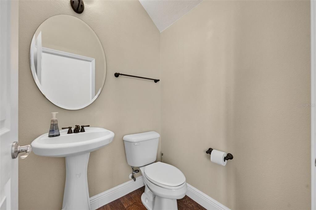 For Sale: $599,000 (3 beds, 3 baths, 2268 Square Feet)