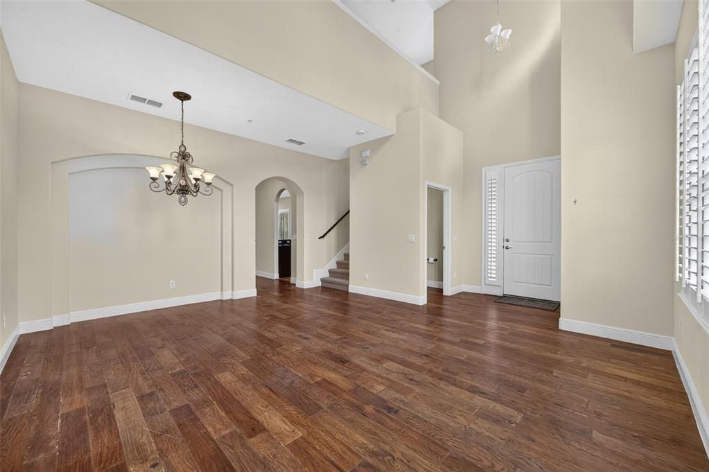 For Sale: $599,000 (3 beds, 3 baths, 2268 Square Feet)