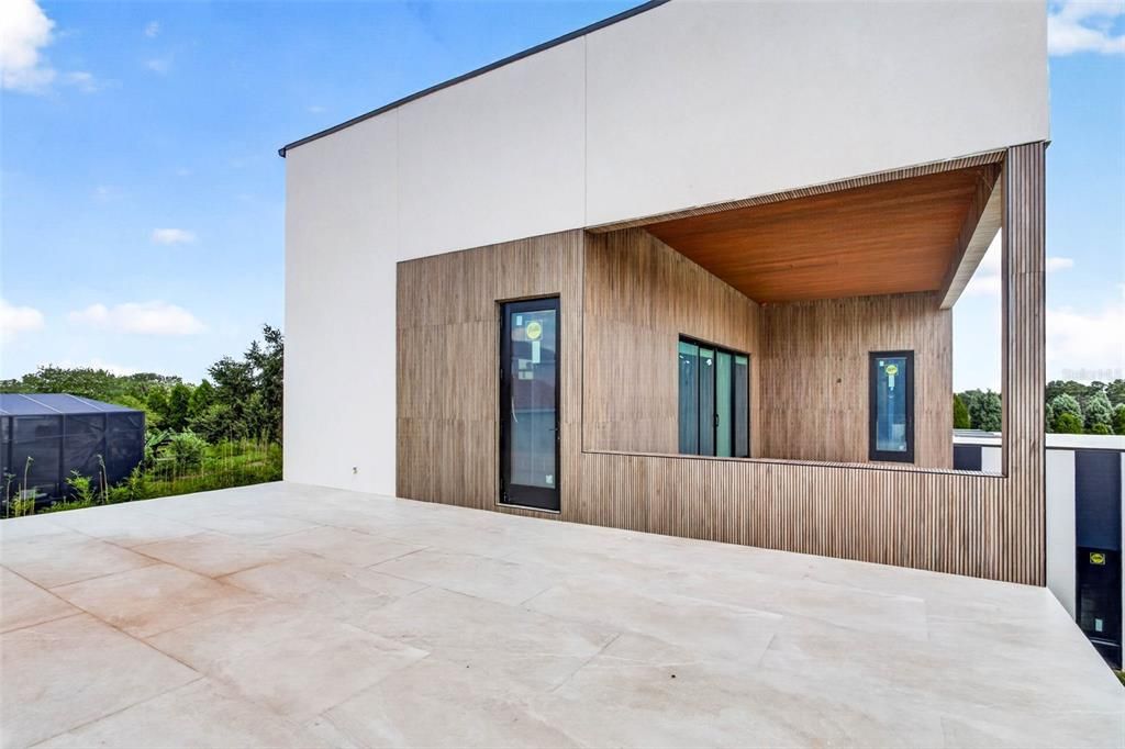 En Venta: $1,900,000 (5 camas, 5 baños, 6300 Pies cuadrados)