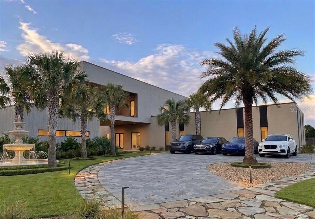 En Venta: $1,900,000 (5 camas, 5 baños, 6300 Pies cuadrados)