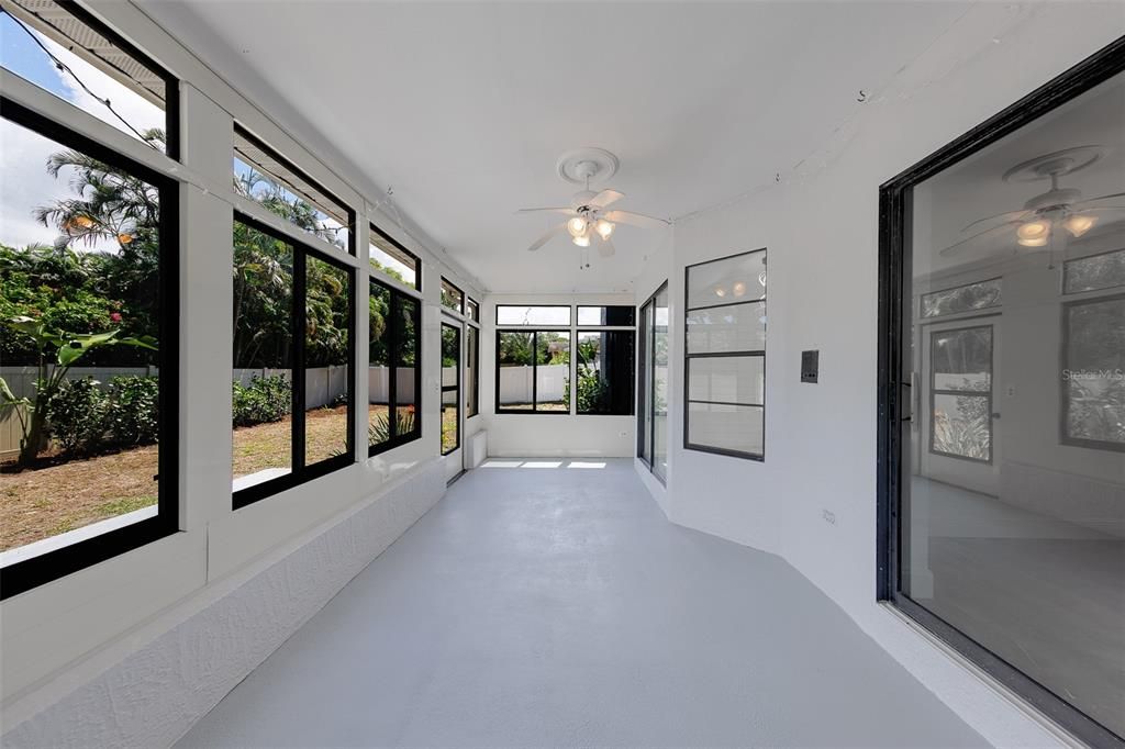 For Sale: $485,000 (3 beds, 2 baths, 1706 Square Feet)