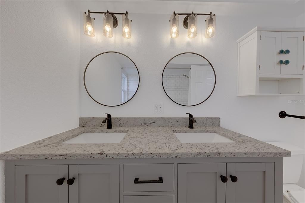 For Sale: $485,000 (3 beds, 2 baths, 1706 Square Feet)