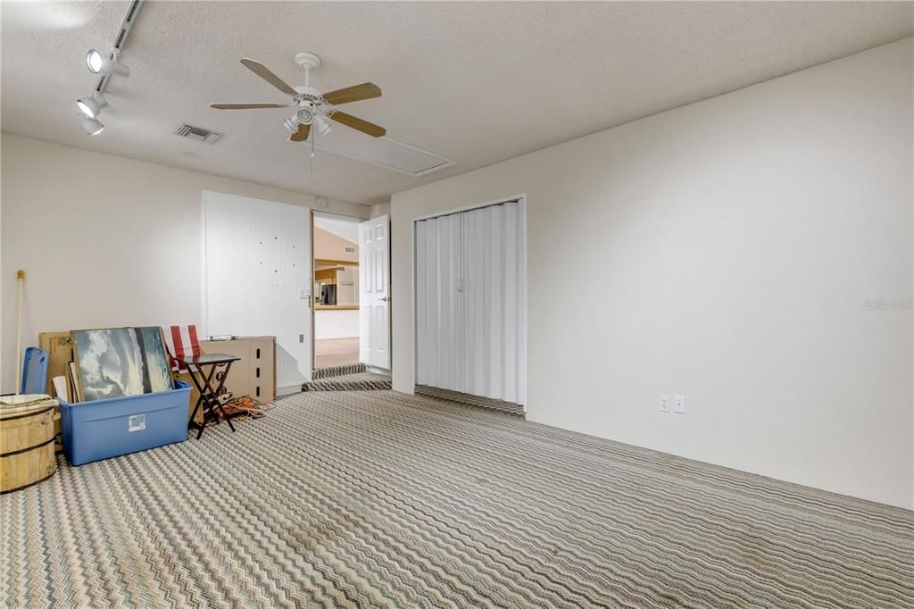 En Venta: $429,000 (3 camas, 2 baños, 1748 Pies cuadrados)